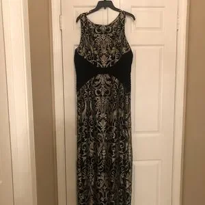 adrianna papell lace embroidery black dress Black Petite Scroll Lace Midi Dress With Three Quarter Sleeves main image 0